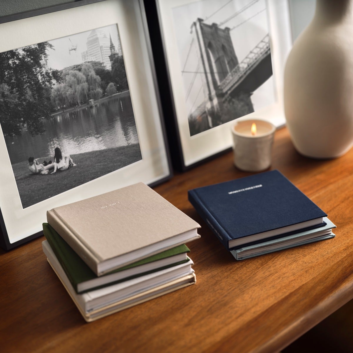 古書:Select+ 35 THE PHOTOGRAPHIC SHOWCASE Everyday Photo Book | 7x7 Small Album | Artifact Uprising