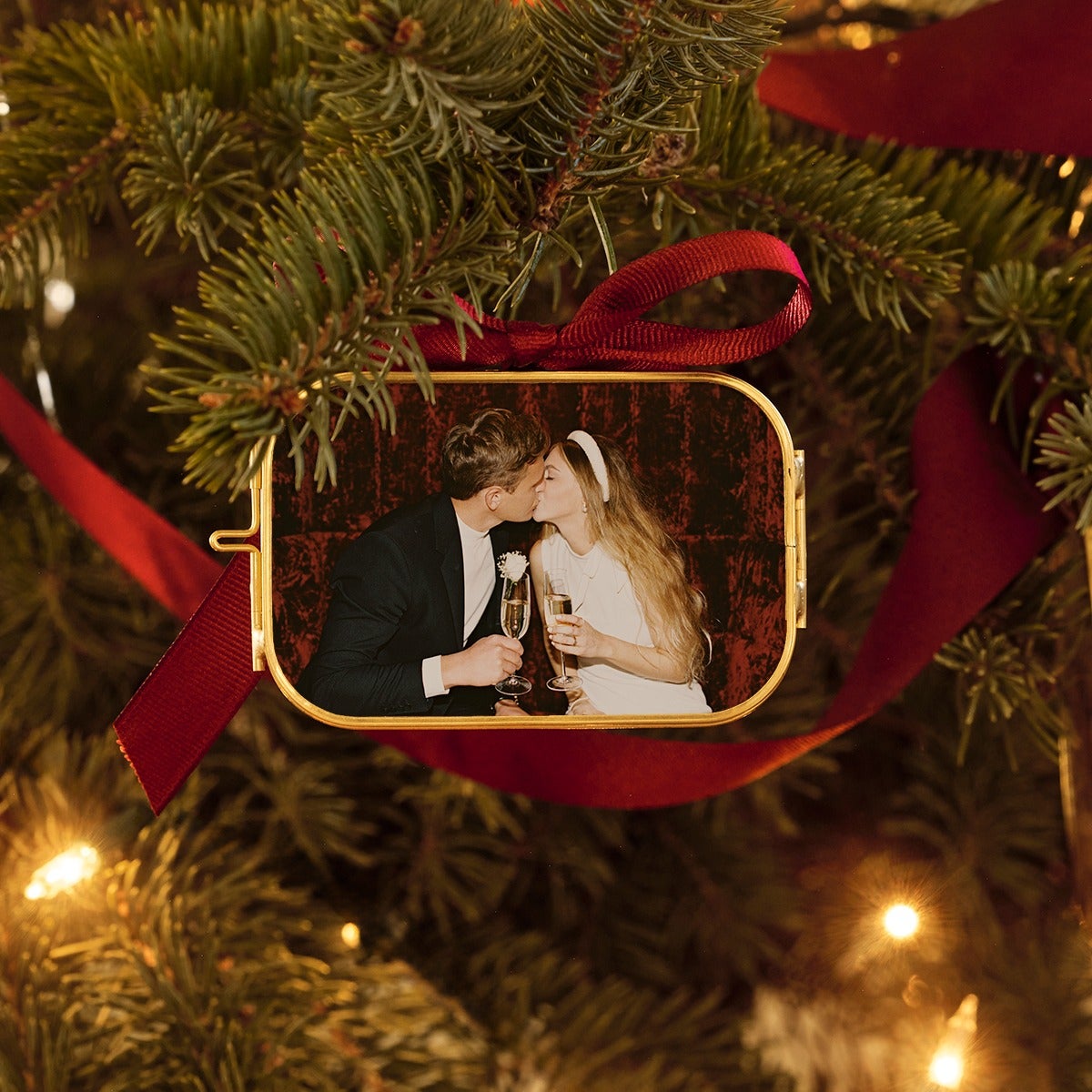 Pressed Glass Photo Ornament